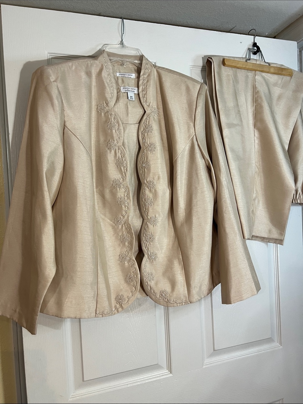 Dress Barn 3 pc Cream Embroidered Blazer and Pants Set